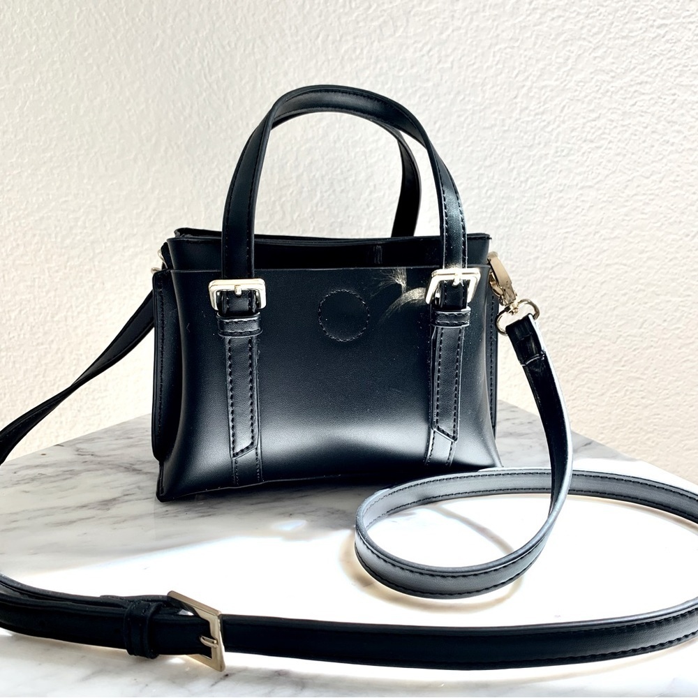 🖤 NWOT F21 Black Mini Satchel Bag w/ Detachable Crossbody Straps and Top Handle